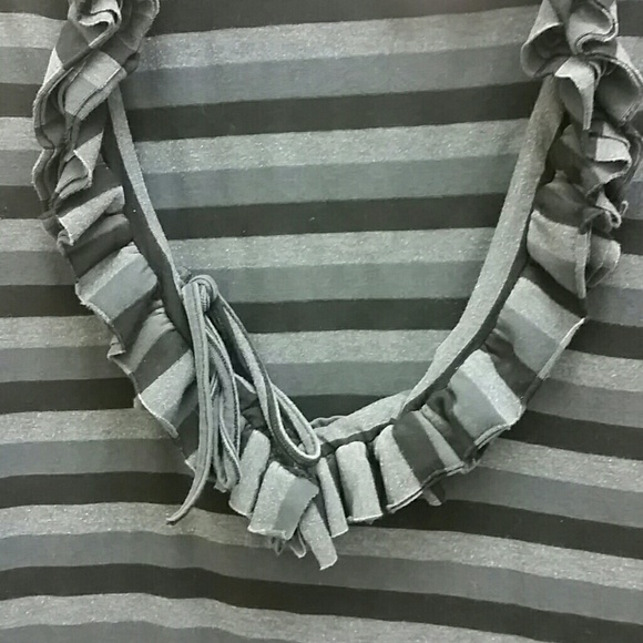 Top - Picture 2 of 2